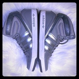 Adidas Silver / Gray Women’s High Top Sneakers 8.5